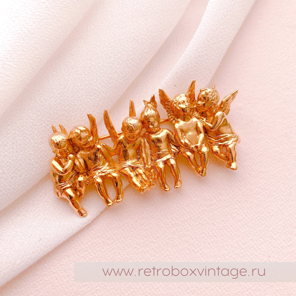 EDGAR BEREBI Брошь «Шесть ангелов в ряд: сатиновое золото»