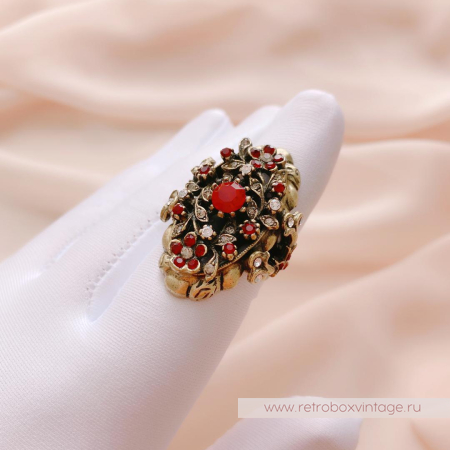 SWEET ROMANCE Кольцо «Вечная любовь: гранатовое стекло»