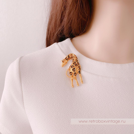 Брошь «Жираф с кристаллами»