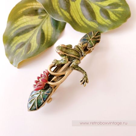 SWEET ROMANCE Заколка-автомат «Лягушка на кувшинке"