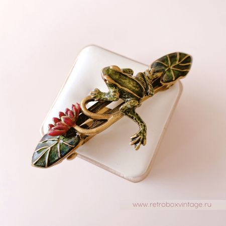 SWEET ROMANCE Заколка-автомат «Лягушка на кувшинке"