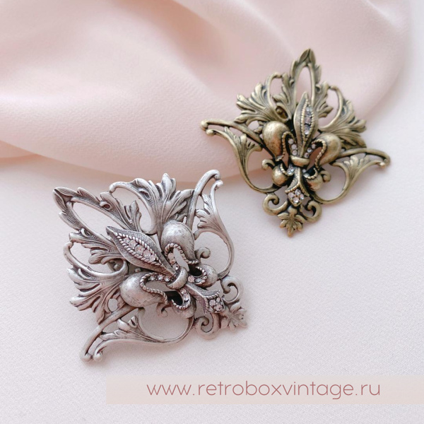 SWEET ROMANCE Брошь-пин «Флер де лис - королевская лилия: бронза»