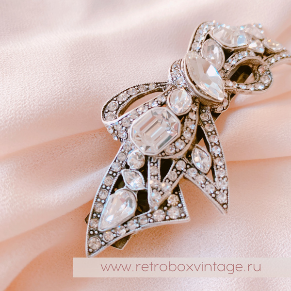 SWEET ROMANCE Заколка-автомат "Бант: прозрачные кристаллы в серебре"
