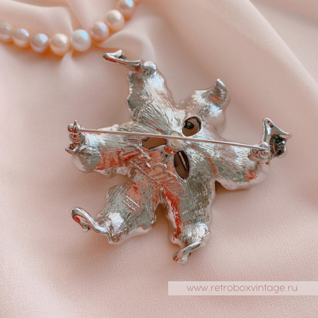 NOLAN MILLER Брошь «Черная лилия»