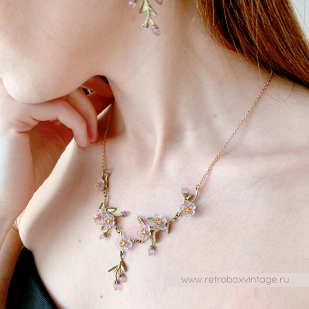 MICHAEL MICHAUD Колье «Нежная весна: цветение персика»