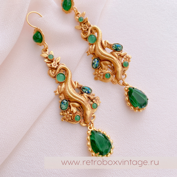 ASKEW LONDON Серьги "Саламандры: ящерицы с зелеными камнями"