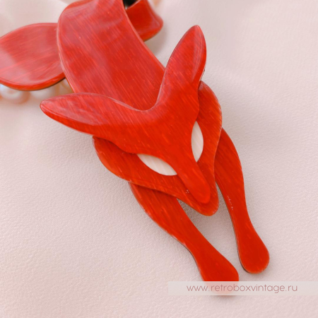 LEA STEIN Брошь «Красная лиса с белыми глазками»