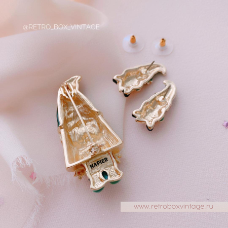 NAPIER Брошь и серьги «Зеленые гномы»