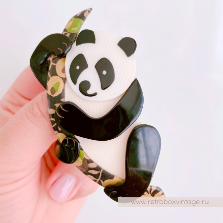 LEA STEIN Брошь «Панда: молочно-черная» черно-оливковый бамбук