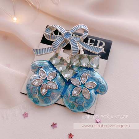 NAPIER Брошь «Голубые рукавички»