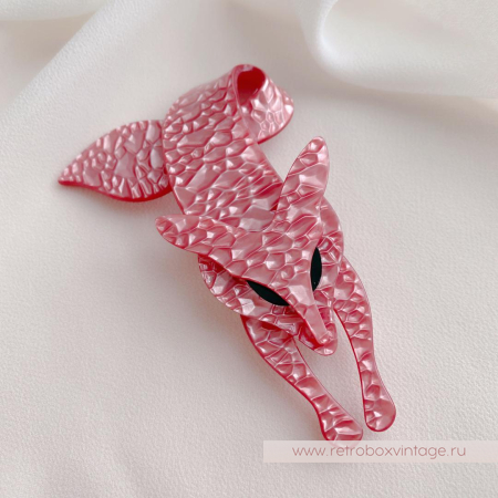 LEA STEIN Брошь «Лиса розовый коралл 3d»