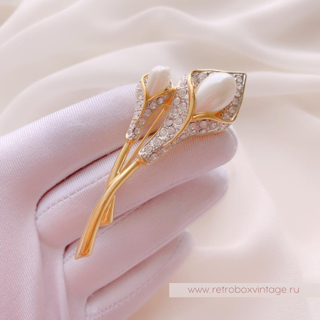 EDITH VANDERBILT Брошь «Жемчужные каллы»