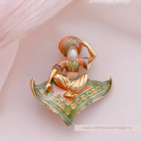 JOAN RIVERS Брошь «Старик Хоттабыч»