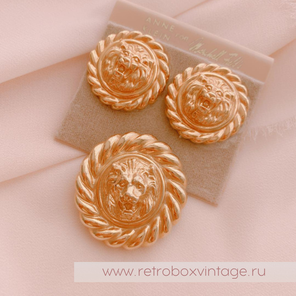 ANNE KLEIN Клип и серьги «Золотые львы: курглые со жгутиками»