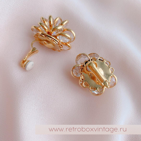 SWAROVSKI Клипсы с безелями «Кубышки»