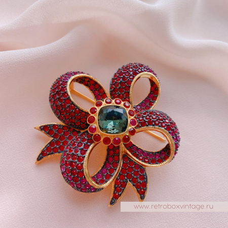 JOAN RIVERS Брошь «Бант-клевер» joan rivers
