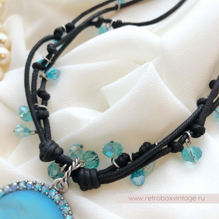 KIRKS FOLLY Колье на шнурах «Лунные узелки: голубая луна в серебре»