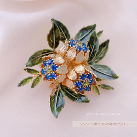 VENDOME Брошь «Хризантемы с синим»