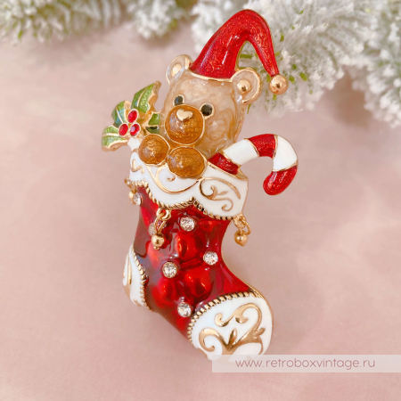 NAPIER Брошь "Мишка в новогоднем валенке"