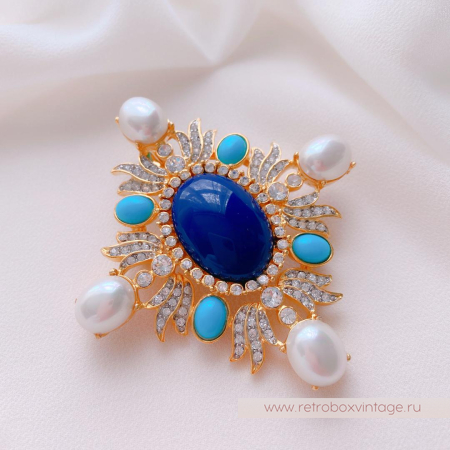 KJL / KENNETH J LANE Брошь-кулон "Аристократка: жемчужная с синим и бирюзовыми кабошонами"