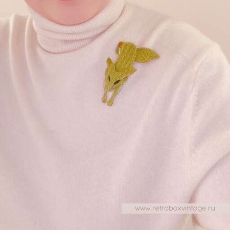 LEA STEIN Брошь «Лиса оливковая с золотой сеточкой»