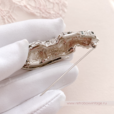 KENNETH J LANE for AVON Брошь «Кристальный леопард с зелеными глазами»