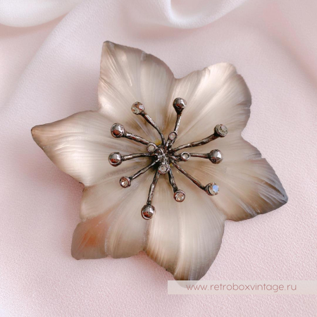 ALEXIS BITTAR Брошь «Дивный дымчатый цветок» ALEXIS BITTAR Брошь «Дивный дымчатый цветок»