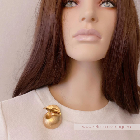 NAPIER Брошь «Золотое яблоко»