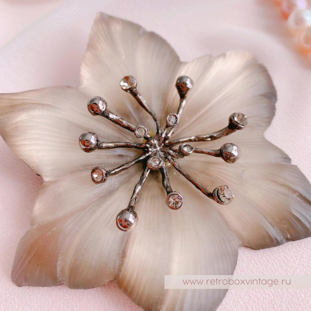 ALEXIS BITTAR Брошь «Дивный дымчатый цветок» ALEXIS BITTAR Брошь «Дивный дымчатый цветок»