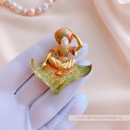 JOAN RIVERS Брошь «Старик Хоттабыч»