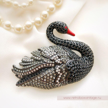 JOAN RIVERS Брошь «Черный лебедь»