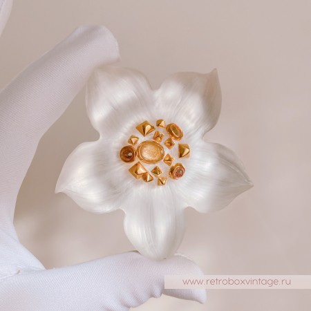 ALEXIS BITTAR Брошь "Цветок белого жасмина"