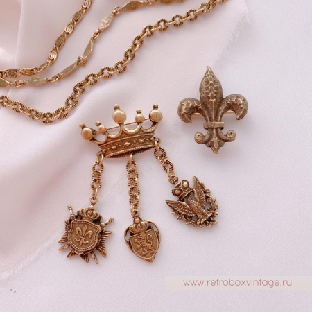 NO NAME Брошь-шатлен «Символы власти»