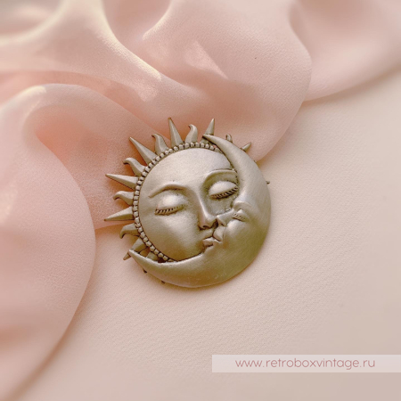 JJ / JONET JEWELRY Брошь "Поцелуй луны и солнца: серебро"