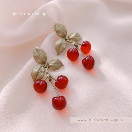MICHAEL MICHAUD Серьги «Вишня морелло: три ягодки»