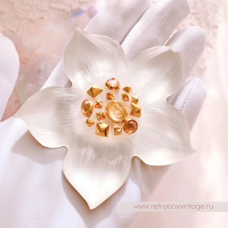 ALEXIS BITTAR Брошь "Цветок белого жасмина"