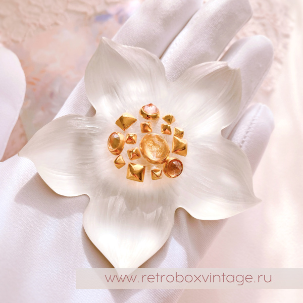 ALEXIS BITTAR Брошь "Цветок белого жасмина"