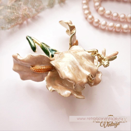 KIRKS FOLLY Брошь «Пудровый ирис с феей»