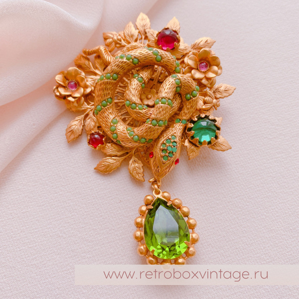 ASKEW LONDON Брошь "Змеиная королева" с подвеской-кристаллом