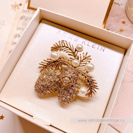 ANNE KLEIN Брошь "Кедровые шишки с жемчужинами" (в оригинальной коробке)
