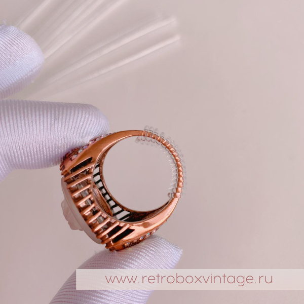 KIRKS FOLLY Кольцо «Спящий ангел: персиково-голубой в бронзе»