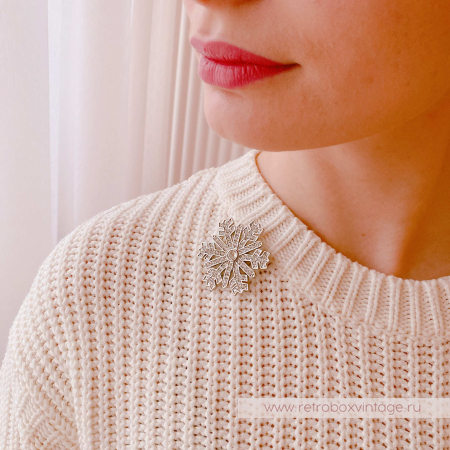 MONET Брошь "Кристальная снежинка" серебро