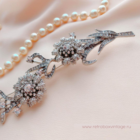 JOAN RIVERS Брошь «Эдвардианская веточка» JOAN RIVERS Брошь «Эдвардианская веточка»