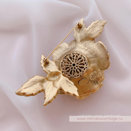 JOAN RIVERS Брошь «Бутон кристальной розы»