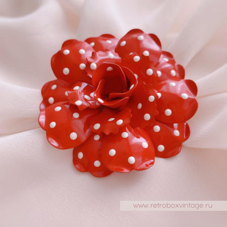 JOAN RIVERS Брошь «Красный цветок в горошек»