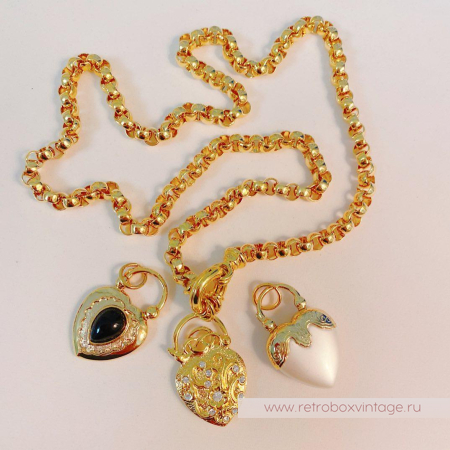 JOAN RIVERS Ожерелье-цепь с подвесками «Сердца трех»