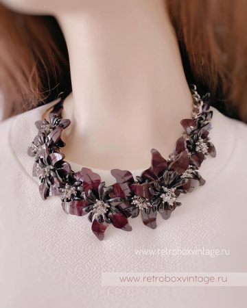 VERA WANG Ожерелье «Тайна ночных цветов»