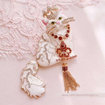 RITZY COUTURE Брошь-кулон «Белая королева кошек: золото»