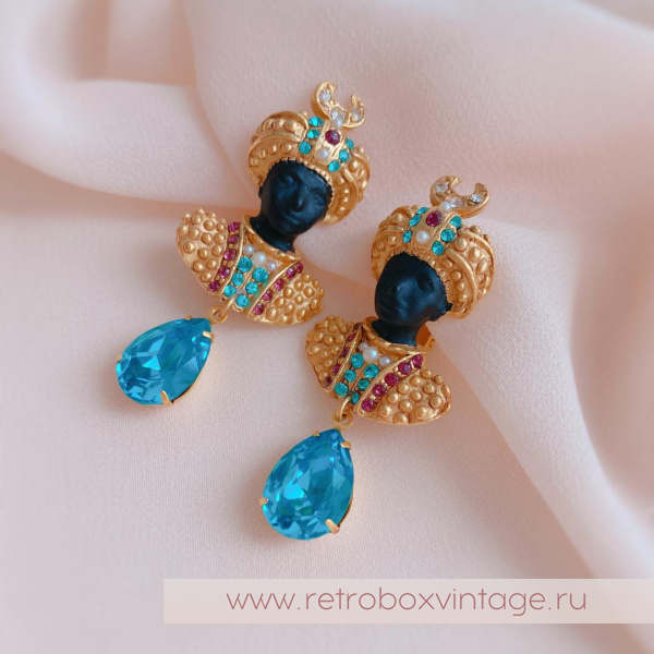 ASKEW LONDON Клипсы «Сын махараджи в чалме с голубыми кристаллами»