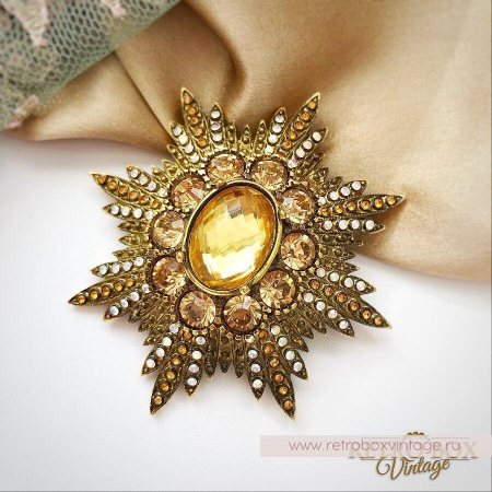 JOAN RIVERS Брошь «Орден солнца»